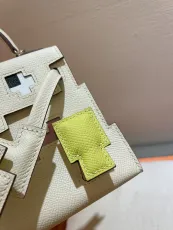 エルメスバッグ HERMES2022新作ケリードールハンドバッグ
