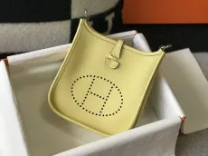 エルメスバッグ HERMES2022新作ミニエブリンメッセンジャーバッグ