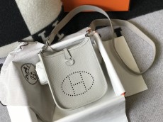 エルメスバッグ HERMES2022新作ミニエブリンメッセンジャーバッグ