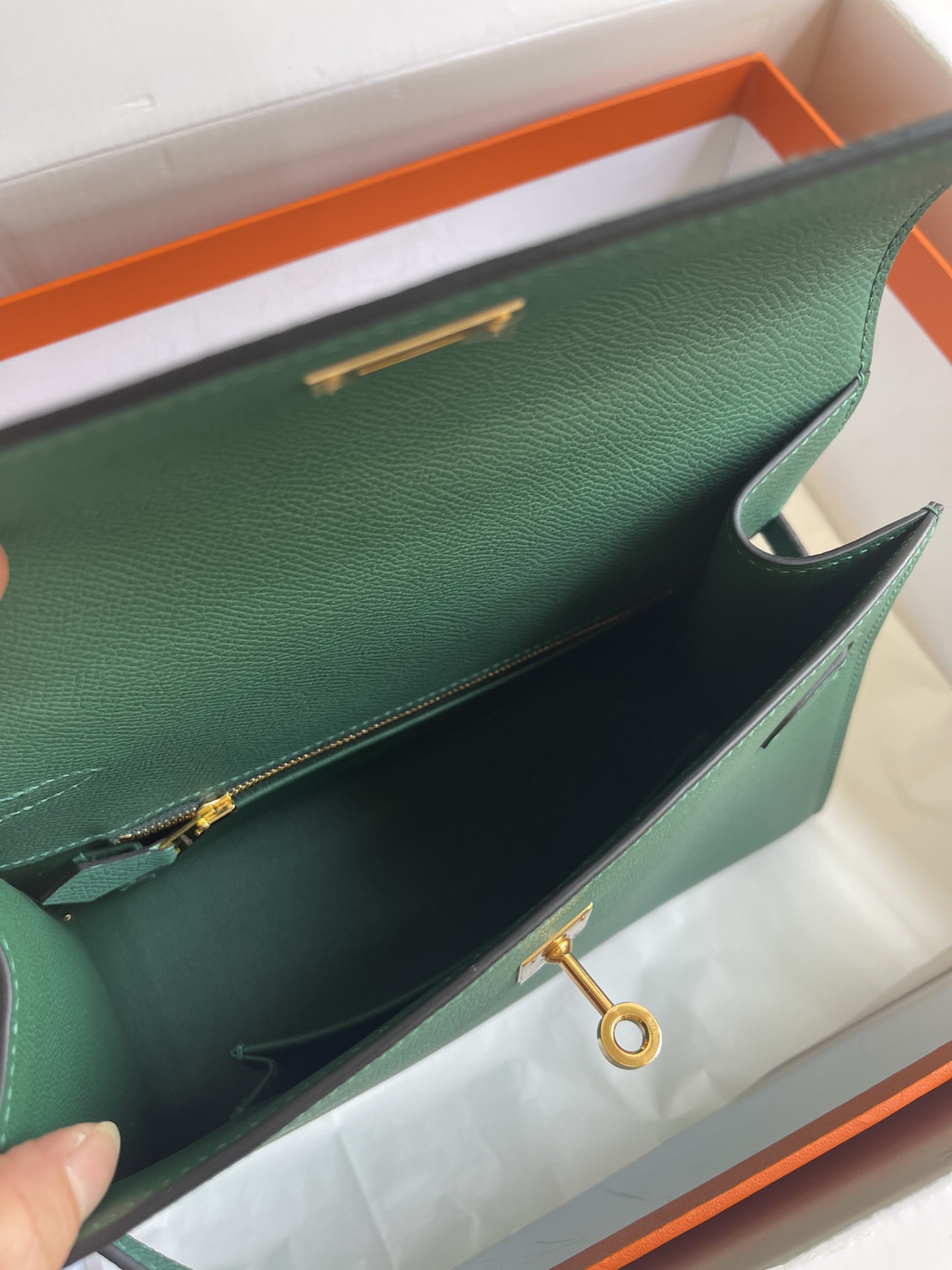 エルメスバッグ HERMES2022最新のケリーメッセンジャーバッグ