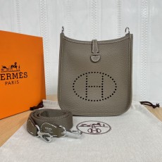 エルメスバッグ HERMES2022新作ミニメッセンジャーバッグ