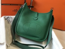 エルメスバッグ HERMES2022新作Evelyneメッセンジャーバッグ