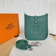 エルメスバッグ HERMES2022新作ミニメッセンジャーバッグ