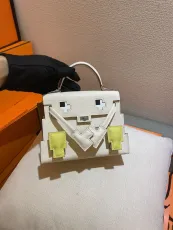 エルメスバッグ HERMES2022新作ケリードールハンドバッグ
