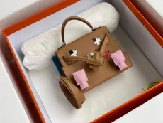 エルメスバッグ HERMES2022新作ケリードールハンドバッグ
