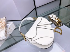 ディオールバッグ DIOR2022新作サドルバッグ