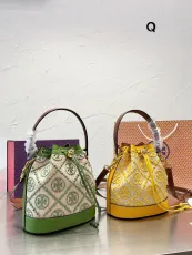 トリーバーチバッグ TORY BURCH2022新作プリントバケットバッグ