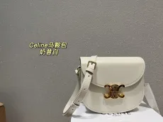 セリーヌバッグ CELINE2022新作サドルバッグ