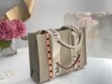 クロエバッグ CHLOE2022春夏新作ウッディリンジ刺繍トートバッグ