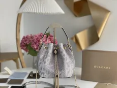 ブルガリバッグ BVLGARI2022新作 セルペンティ フォーエバー メッセンジャーバッグ 287614