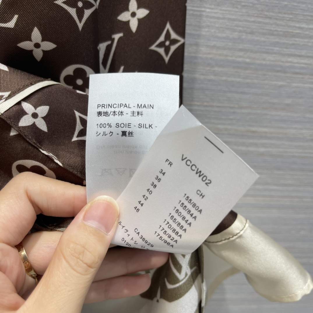 日本国内最高級ブランド販売店のブランド通販専門店 / ルイヴィトン服