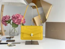 ブルガリバッグ BVLGARI 2022新作 EAST WEST ハンドバッグ 292320
