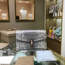 ブルガリバッグ BVLGARI 2022新作 セルペンティ フォーエバー メッセンジャーバッグ 38102
