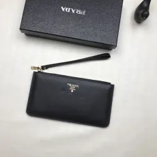 プラダ財布 PRADA2022 新カードパッケージ