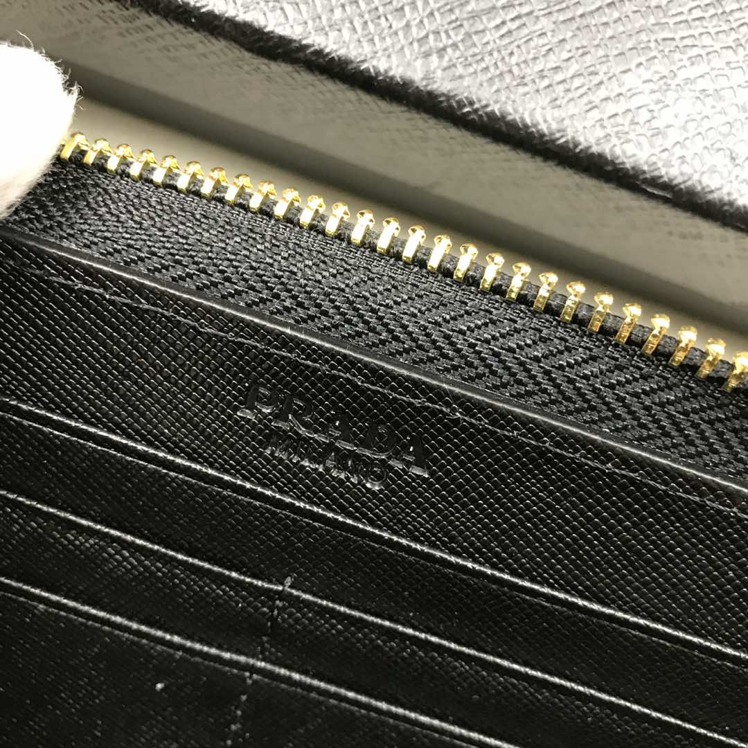 プラダ財布 PRADA2022新作 ファスナー長財布