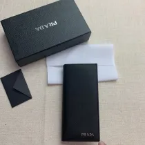 プラダ財布 PRADA2022の新作二つ折り長財布