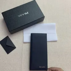プラダ財布 PRADA2022の新作二つ折り長財布