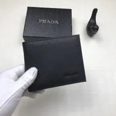 プラダ財布 PRADA2022の新作二つ折り財布