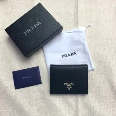 プラダ財布 PRADA2022の新作二つ折り財布