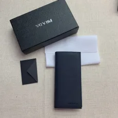 プラダ財布 PRADA2022の新作二つ折り長財布