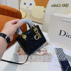ディオールバッグ DIOR2022新作ハンドバッグ