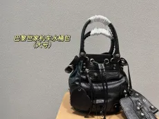 バレンシアガバッグ BALENCIAGA2022新作バケットバッグ