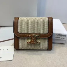 セリーヌ財布 CELINE2022年新作 トリオンフェ 三つ折り財布
