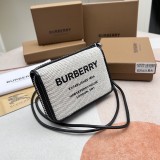 バーバリー財布 BURBERRY2022新作 ジッパーウォレット