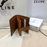 セリーヌ財布 CELINE2022の新作TRIOMPHEウォレット