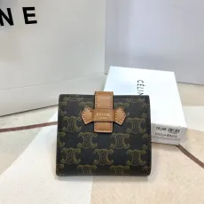 セリーヌ財布 CELINE2022の新作TRIOMPHEウォレット