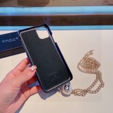 シャネルiPhoneケース CHANEL2022秋冬新作メッセンジャーチェーンロゴ携帯ケース