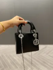 ディオールバッグ DIOR2022新作ハンドバッグ