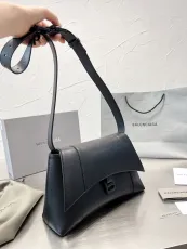 バレンシアガバッグ BALENCIAGA2022新作メッセンジャーバッグ