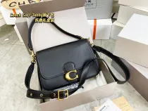 コーチバッグ COACH2022新作ハンドバッグ