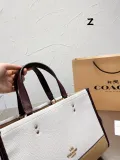 コーチバッグ COACH2022新作 フィールド ショッピングバッグ