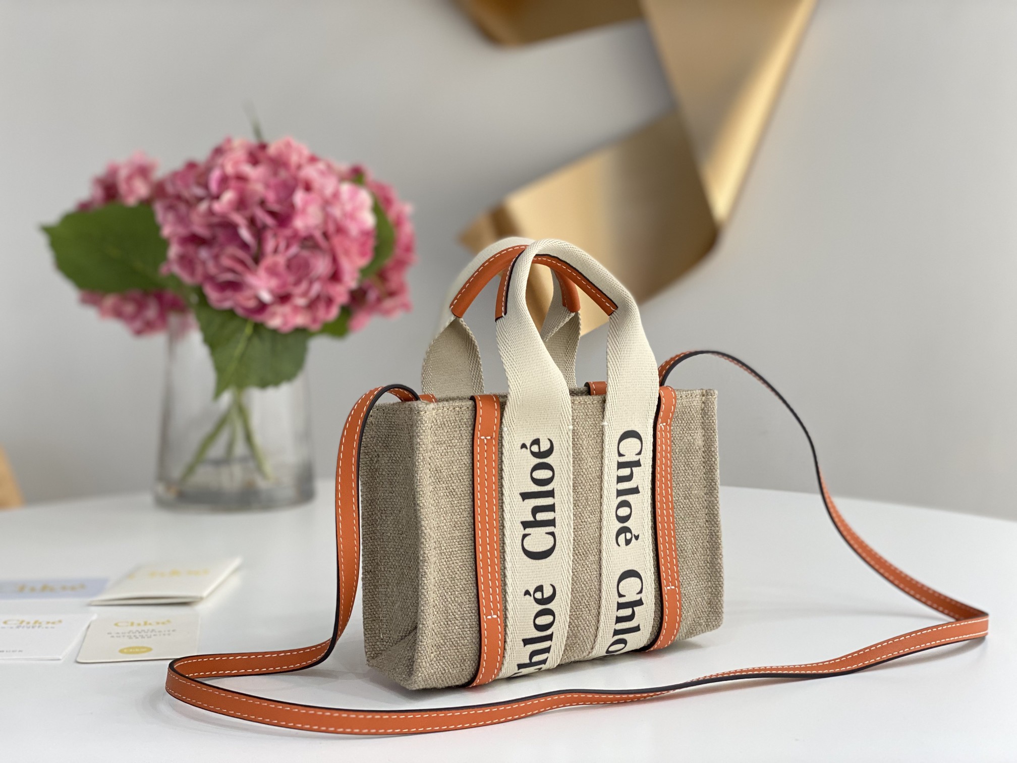 クロエバッグ CHLOE2022 新作 ウッディ トートバッグ