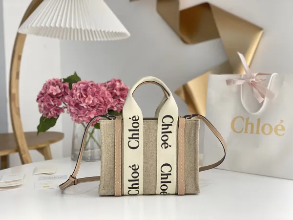 クロエバッグ CHLOE2022 新作 ウッディ トートバッグ