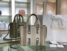 クロエバッグ CHLOE2022 新作 ウッディ トートバッグ
