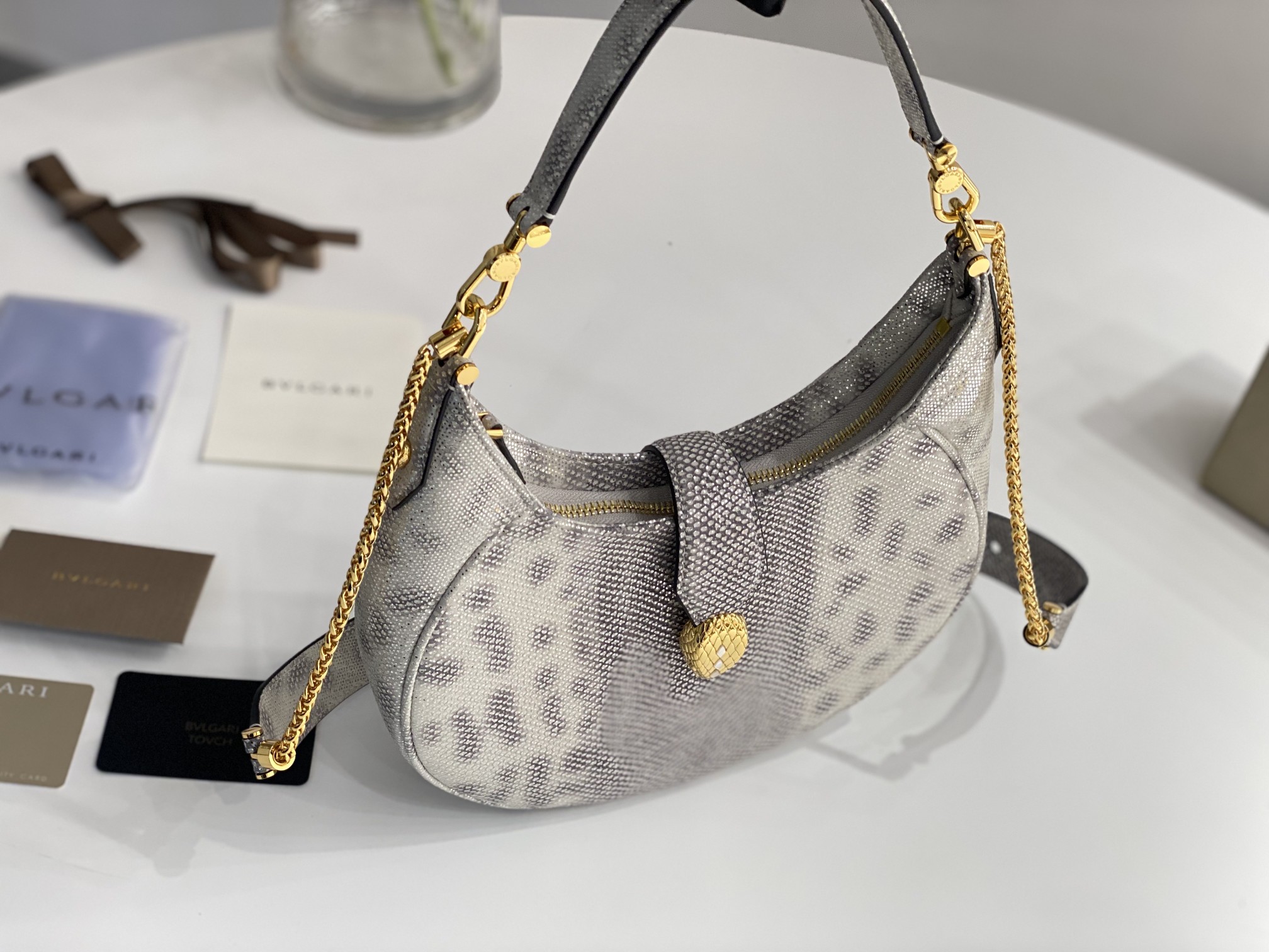 ブルガリバッグ BVLGARI 2022新作 SERPENTI ELLIPSE ハンドバッグ