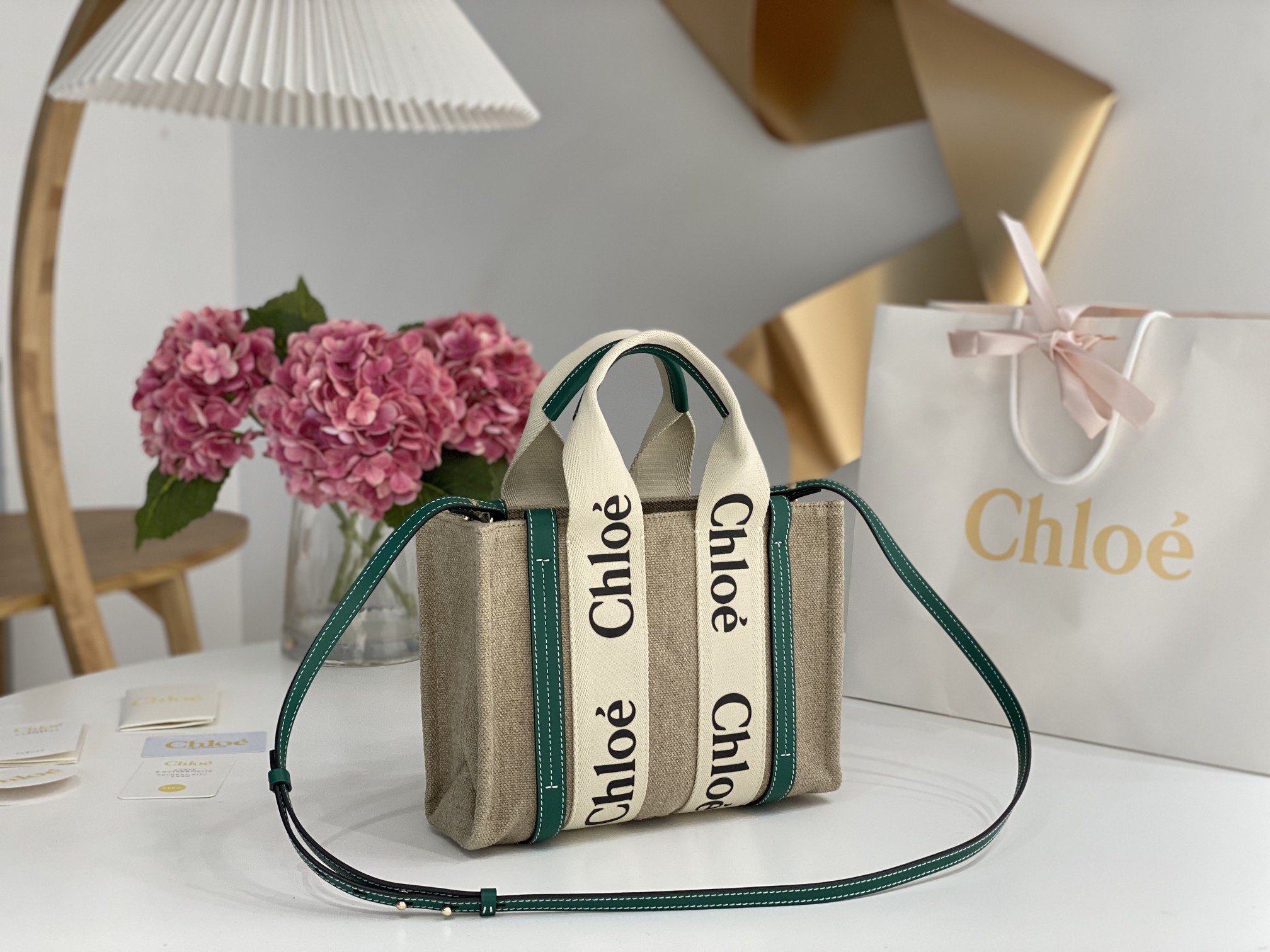 クロエバッグ CHLOE2022 新作 ウッディ トートバッグ