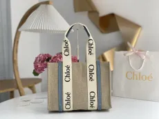 クロエバッグ CHLOE2022 新作 ウッディ トートバッグ