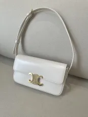 セリーヌバッグ CELINE2022新作 TRIOMPHE ショルダーバッグ