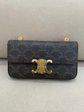 セリーヌバッグ CELINE2022新作 TRIOMPHE CANVAS チェーンショルダーバッグ