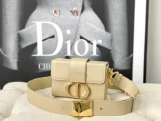 ディオールバッグ DIOR2022 新作 30モンテーニュ メッセンジャーバッグ M9204