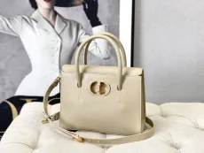 ディオールバッグ DIOR2022 新作 サントオナー ブリーフケース M9321