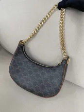 セリーヌバッグ CELINE2022年新作AVAチェーンハンドバッグ