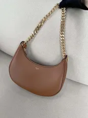 セリーヌバッグ CELINE2022年新作AVAチェーンハンドバッグ