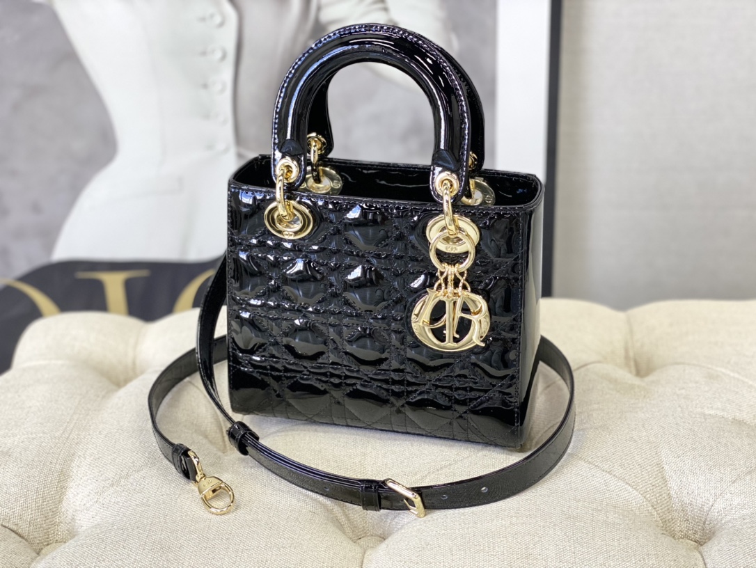ディオールバッグ DIOR2022 新作 レディース ハンドバッグ M0531