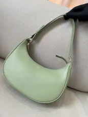 セリーヌバッグ CELINE2022新作AVAハンドバッグ