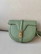 セリーヌバッグ CELINE2022新作 BESACE ハンドバッグ